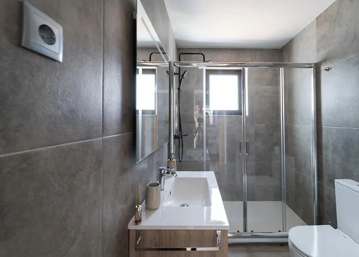 Refugio Da Cabreira * 비에이라도미노